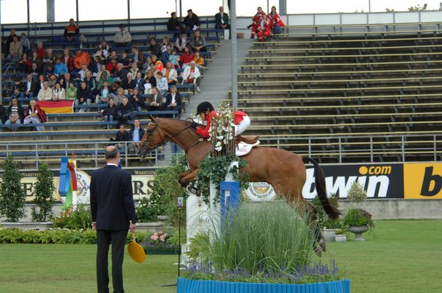 083-WEG-8-27-06-_DeRosaPhoto.JPG