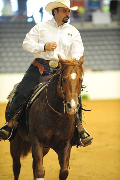 WEG-7-21-09-0071-ReiningTest-AlbertoHawa-GrabYourGuns-MEX-DDeRosaPhoto.jpg