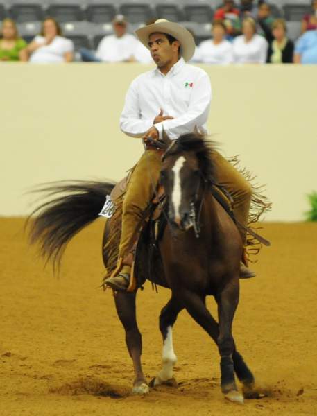 WEG-7-23-09-0854-ReiningTest-RubenPacheco-FootworksSpecial-MEX-DDeRosaPhoto.jpg