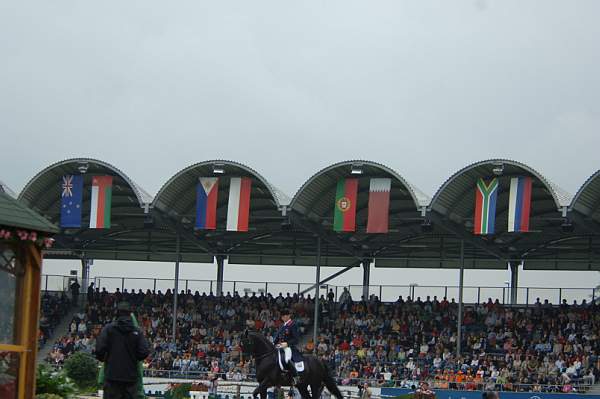 153-WEG-8-25-06-Flags-DeRosaPhoto.jpg