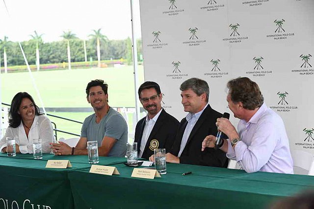 IPC-PressConf-1-6-17-1560-DDeRosaPhoto