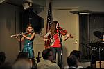 David-12-18-11-SingingGroup-9033-DDeRosaPhoto