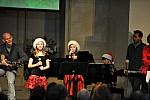 David-12-18-11-SingingGroup-9042-DDeRosaPhoto