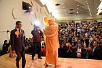 Gurudev-10-4-15-7498-DDeRosaPhoto