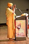 Gurudev-10-4-15-7781-DDeRosaPhoto