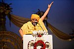 Gurudev-10-4-15-7830-DDeRosaPhoto