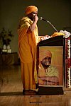 Gurudev-10-4-15-7862-DDeRosaPhoto