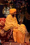 Gurudev-10-4-15-7532-DDeRosaPhoto