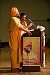 Gurudev-10-4-15-7943-DDeRosaPhoto