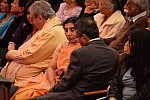 Gurudev-10-4-15-7970-DDeRosaPhoto