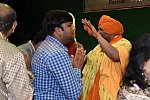 Gurudev1-7-12-14-8759-DDeRosaPhoto