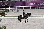 OLY-2020-DRESSAGE-GP FREESTYLE-7-28-21-6578-138-DOROTHEE SCHNEIDER-SHOWTIME FRH-DDEROSAPHOTO