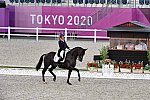 OLY-2020-DRESSAGE-GP FREESTYLE-7-28-21-8002-135-CARL HESTER-EN VOGUE-GBR-DDEROSAPHOTO
