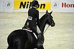 Action-WIHS1-10-25-11-Cl186ChHtrCH-DSC 7646-NobleBlue-KristenBowman-DDeRosaPhoto