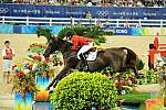 HKSJ-8-18-08-0443-McLainWard-Sapphire-DeRosaPhoto.jpg