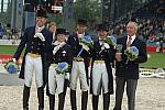 244-WEG-TeamDressageAwards-8-23-06-_DeRosaPhoto.jpg